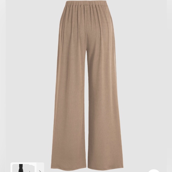 TAN ELASTIC WAIST WIDE LEG PANTS 🤎 - Picture 3 of 5